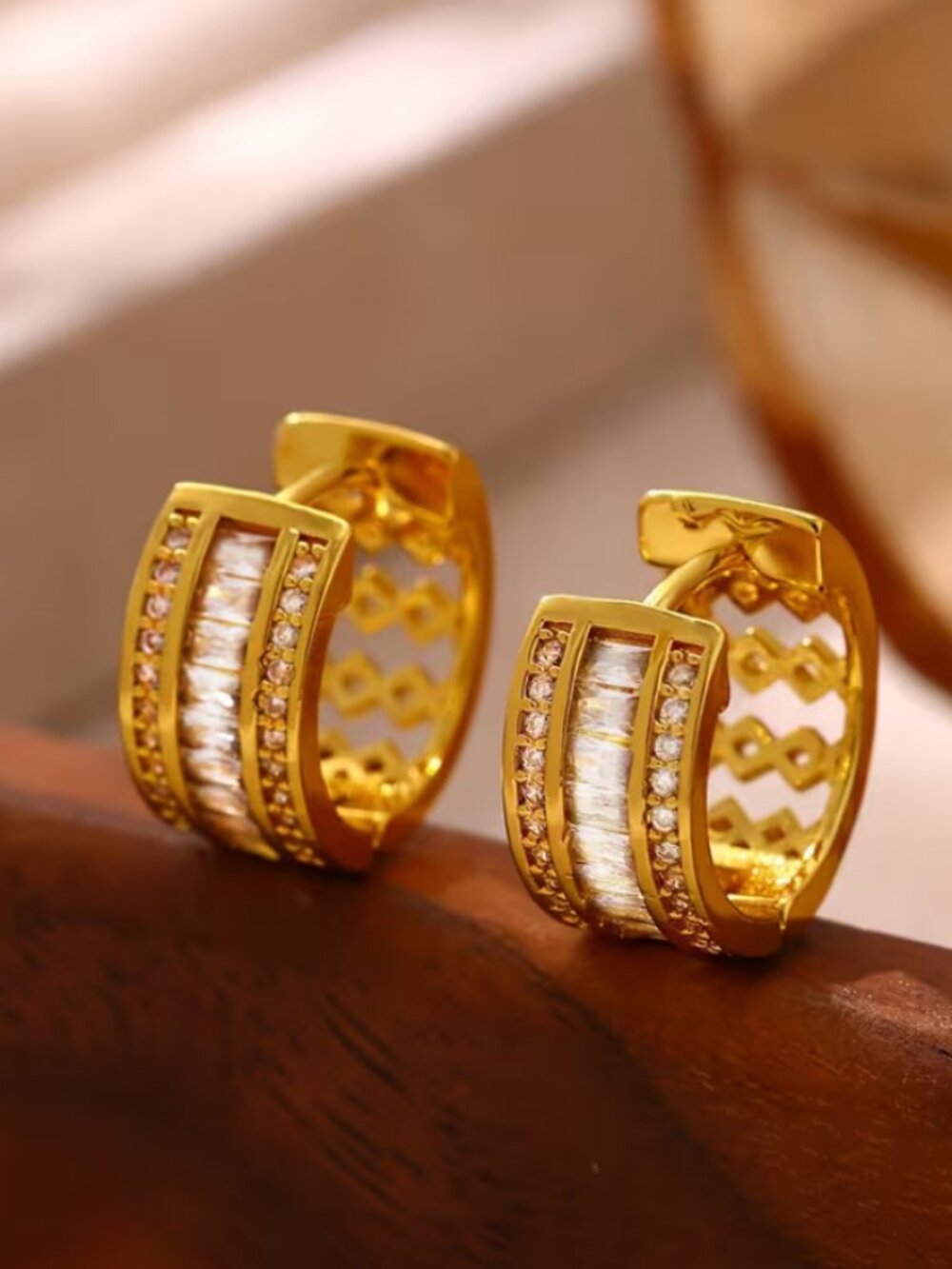 18K Gold Womens 2ct Diamond Small Hoop Earrings Ladies New 18 K Silver Jewelry